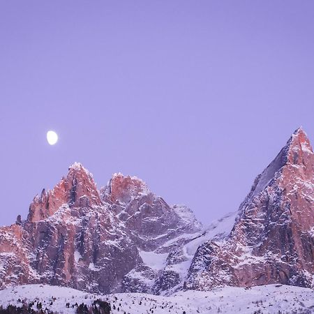 Hotel Mont-Blanc Шамони Экстерьер фото